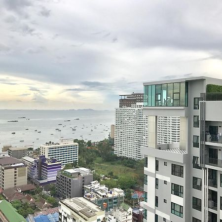Base Central Pattaya By Alex Luaran gambar