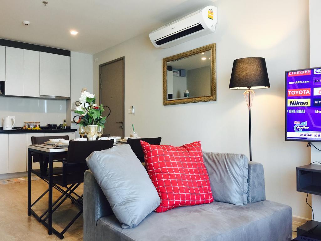Base Central Pattaya By Alex Luaran gambar