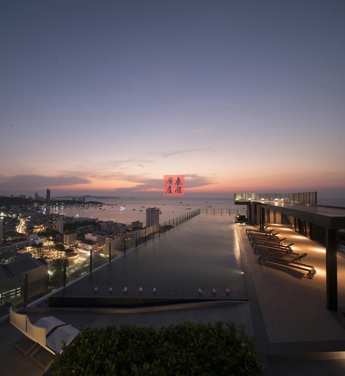 Base Central Pattaya By Alex Luaran gambar
