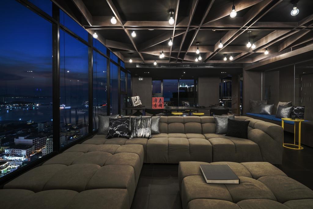 Base Central Pattaya By Alex Luaran gambar